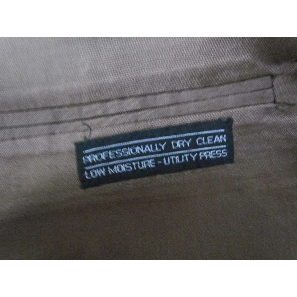 Stafford Blazer 42R Brown Classic Two Button Gold Crest Button Sport Coat